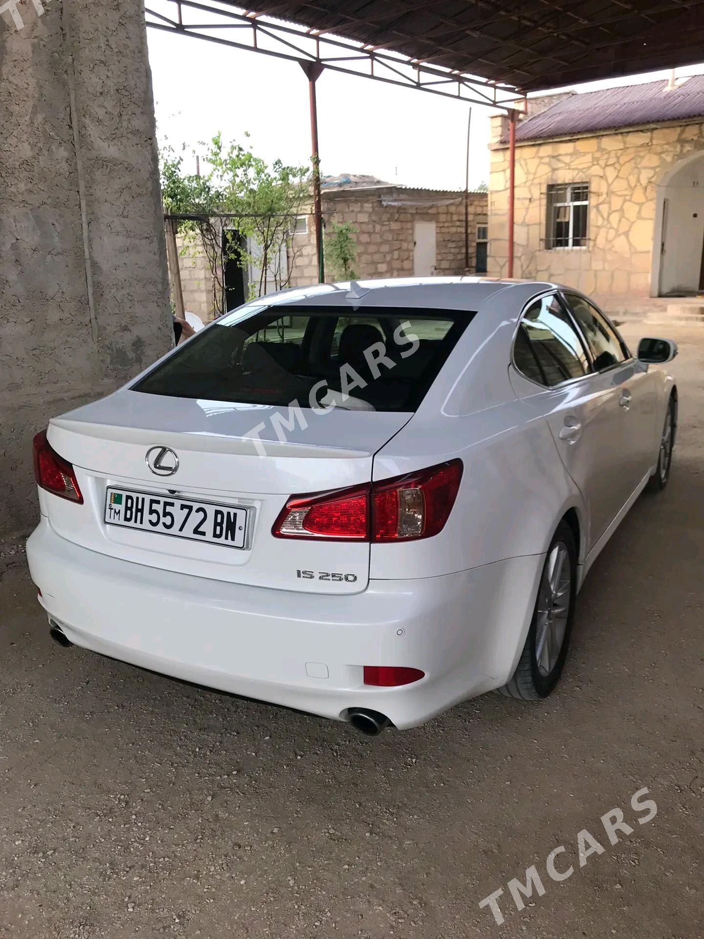 Lexus ES 250 2012 - 240 000 TMT - Gumdag - img 3