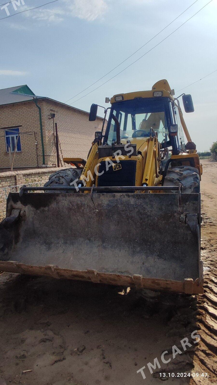 JCB 4CX ECO 2000 - 320 000 TMT - Халач - img 3