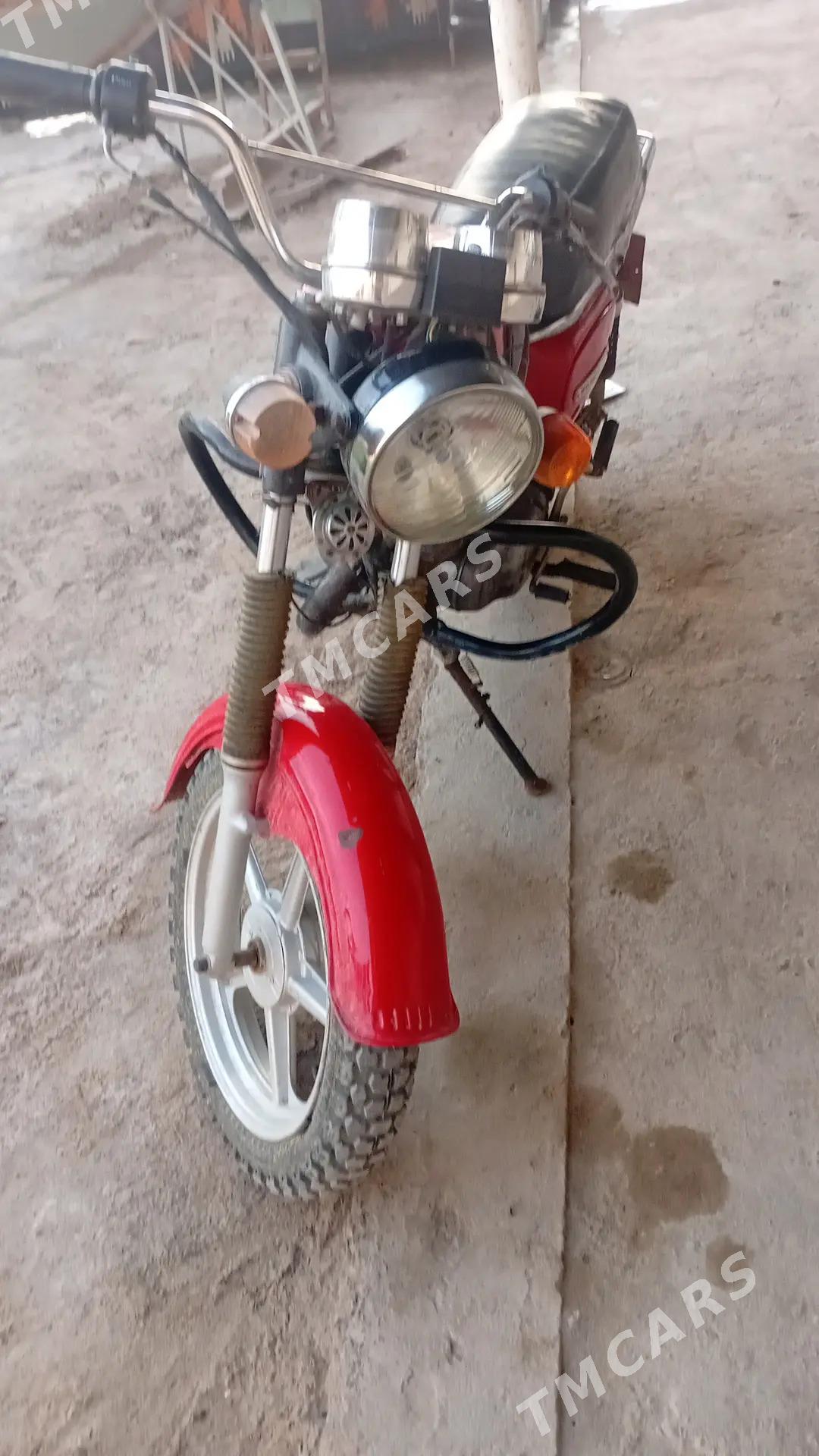 Jawa Perak 2015 - 5 200 TMT - Saýat - img 2