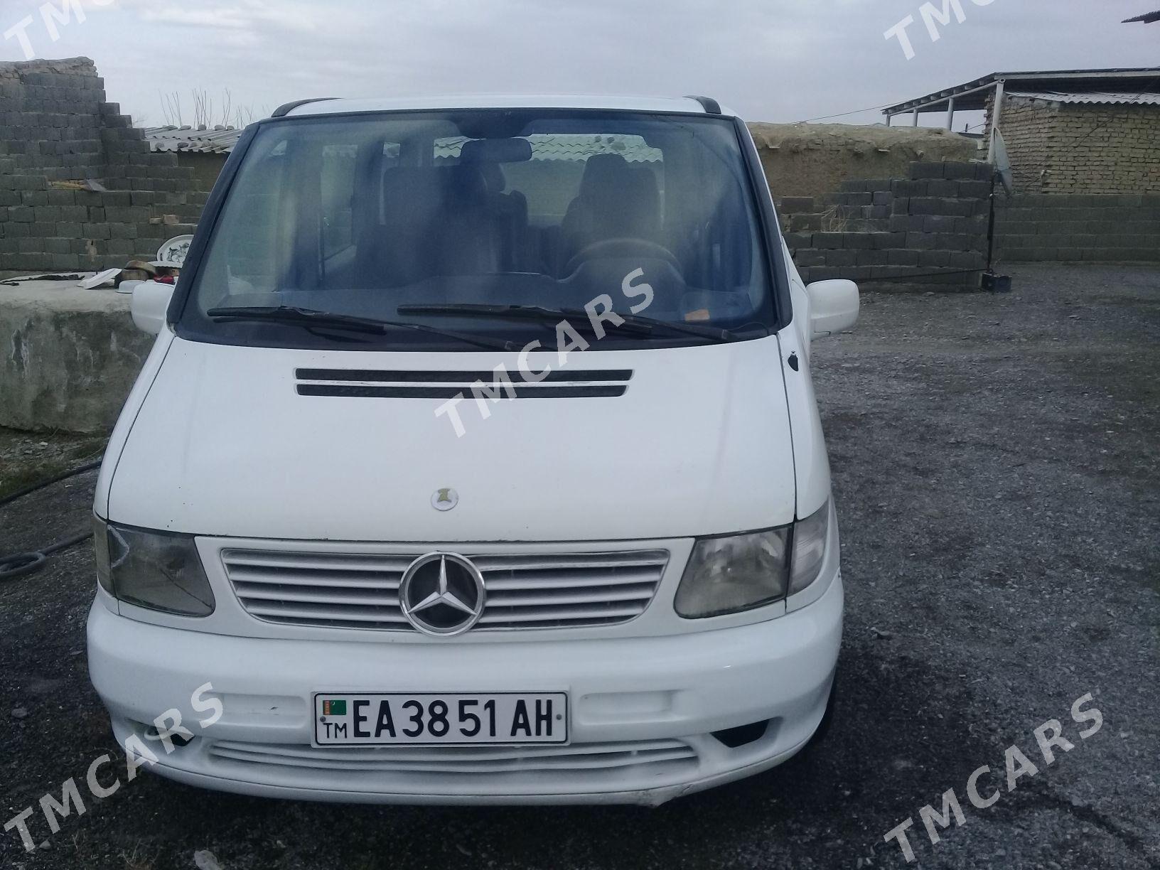 Mercedes-Benz 230E 2000 - 95 000 TMT - Bäherden - img 3