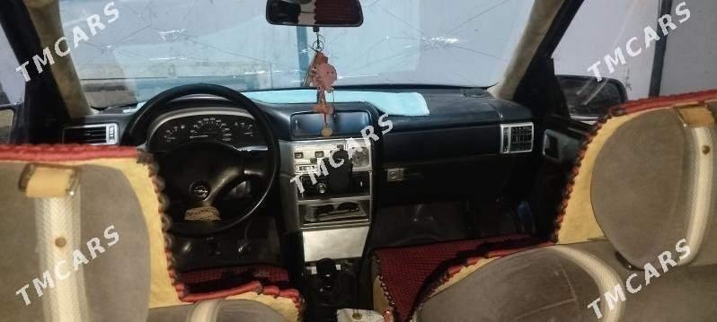 Opel Vectra 1992 - 30 000 TMT - Gazojak - img 8