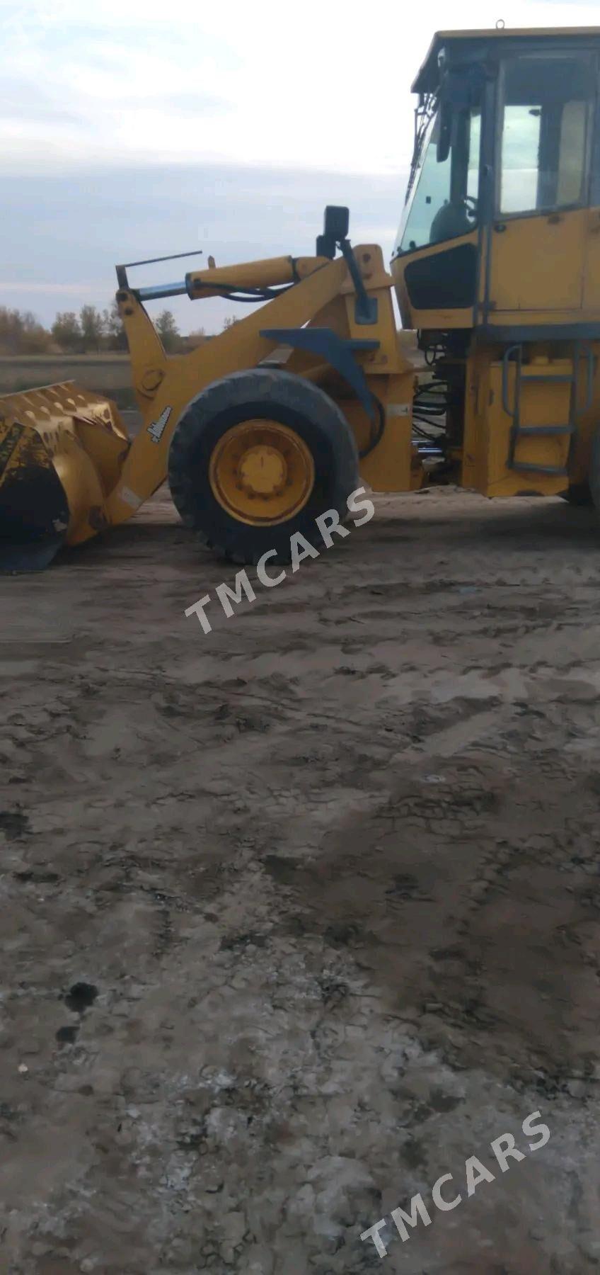 XCMG LW300F 2010 - 320 000 TMT - Дашогуз - img 4