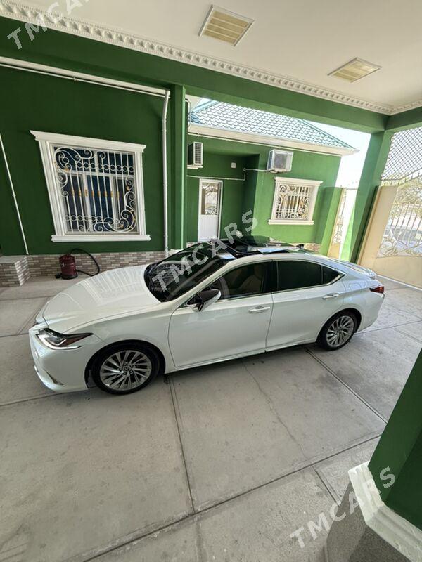Lexus ES 350 2019 - 640 000 TMT - Балканабат - img 4