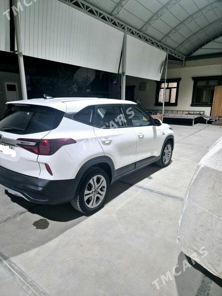 Kia Seltos 2020 - 240 000 TMT - Ak bugdaý etraby - img 3
