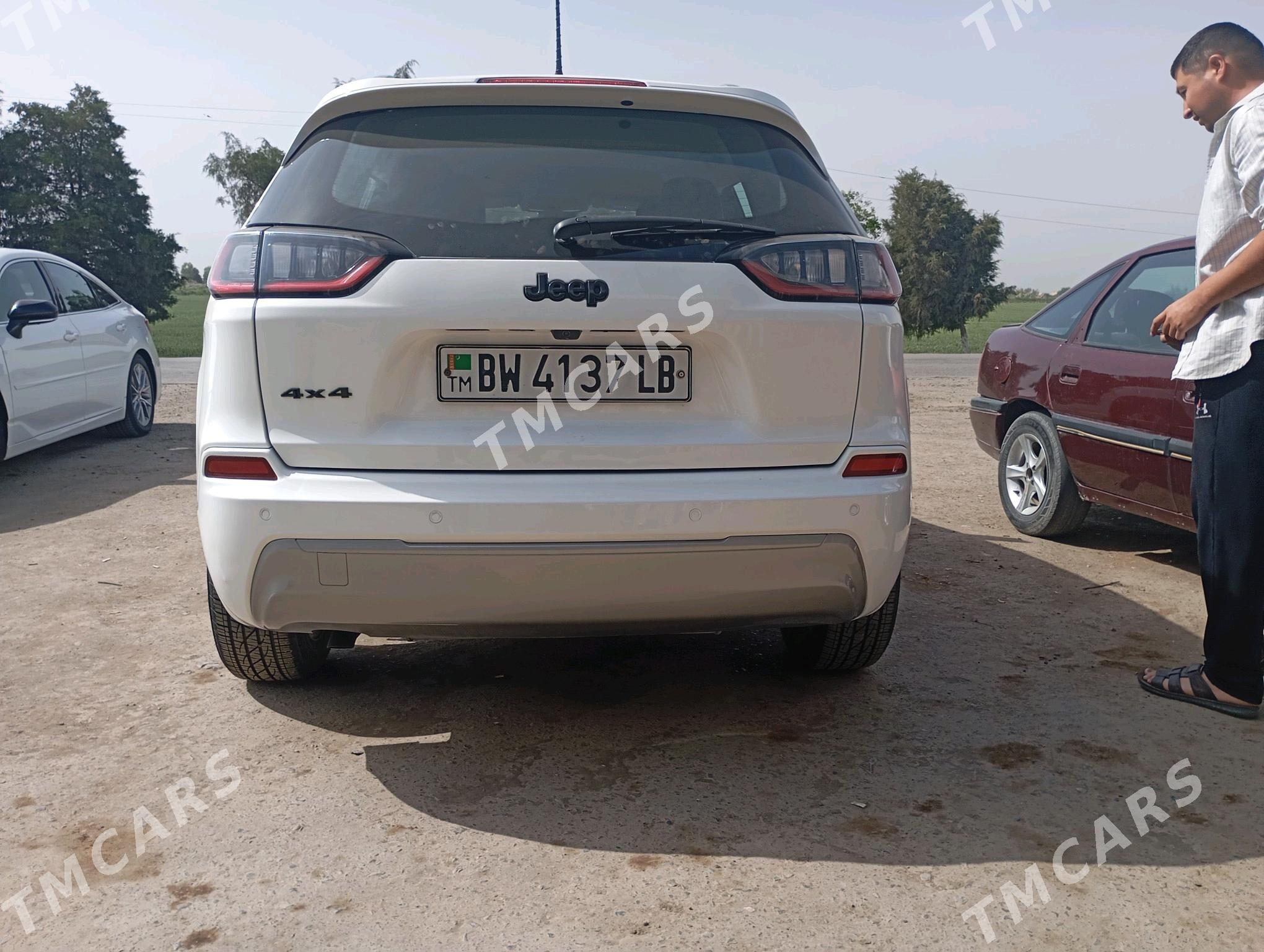 Jeep Cherokee 2022 - 365 000 TMT - Çärjew - img 6