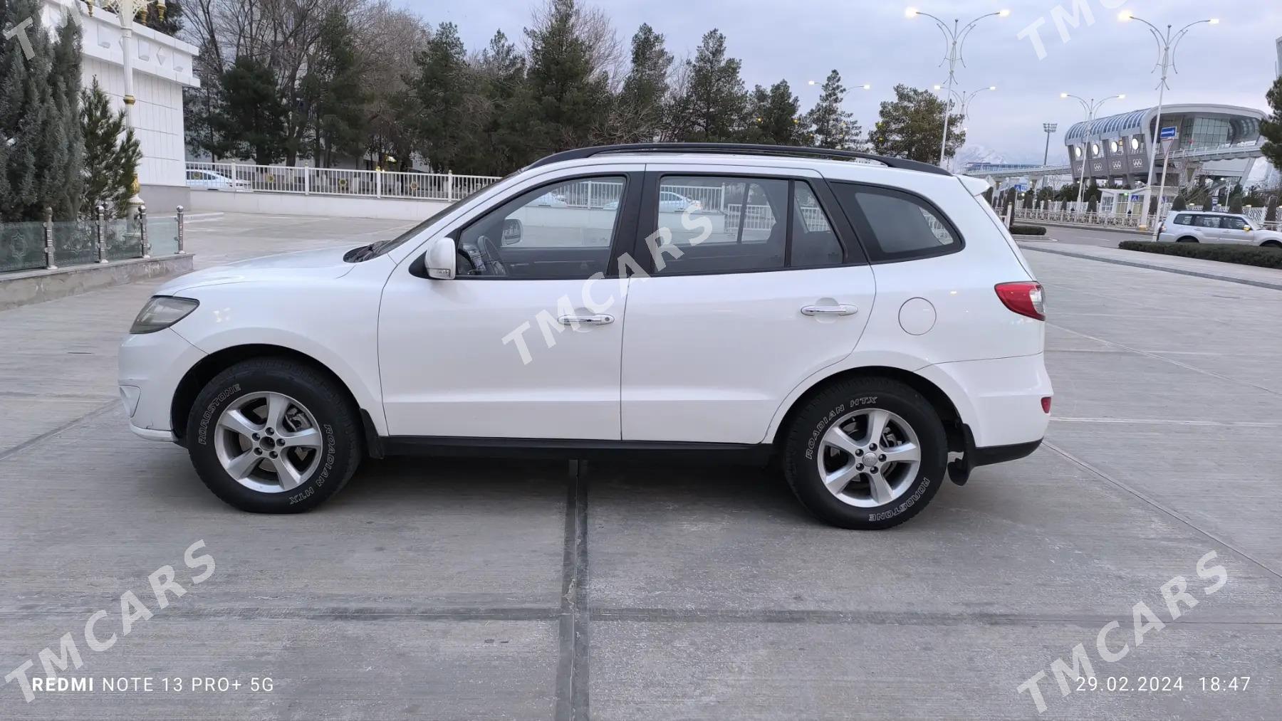 Hyundai Santa Fe 2012 - 185 000 TMT - Ашхабад - img 3
