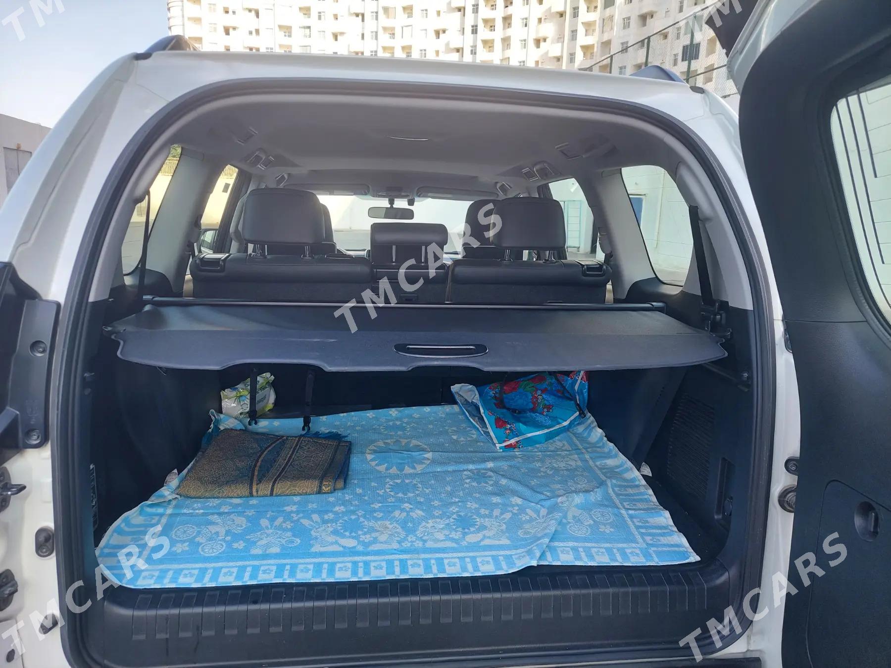 Toyota Land Cruiser Prado 2022 - 1 000 000 TMT - Aşgabat - img 7
