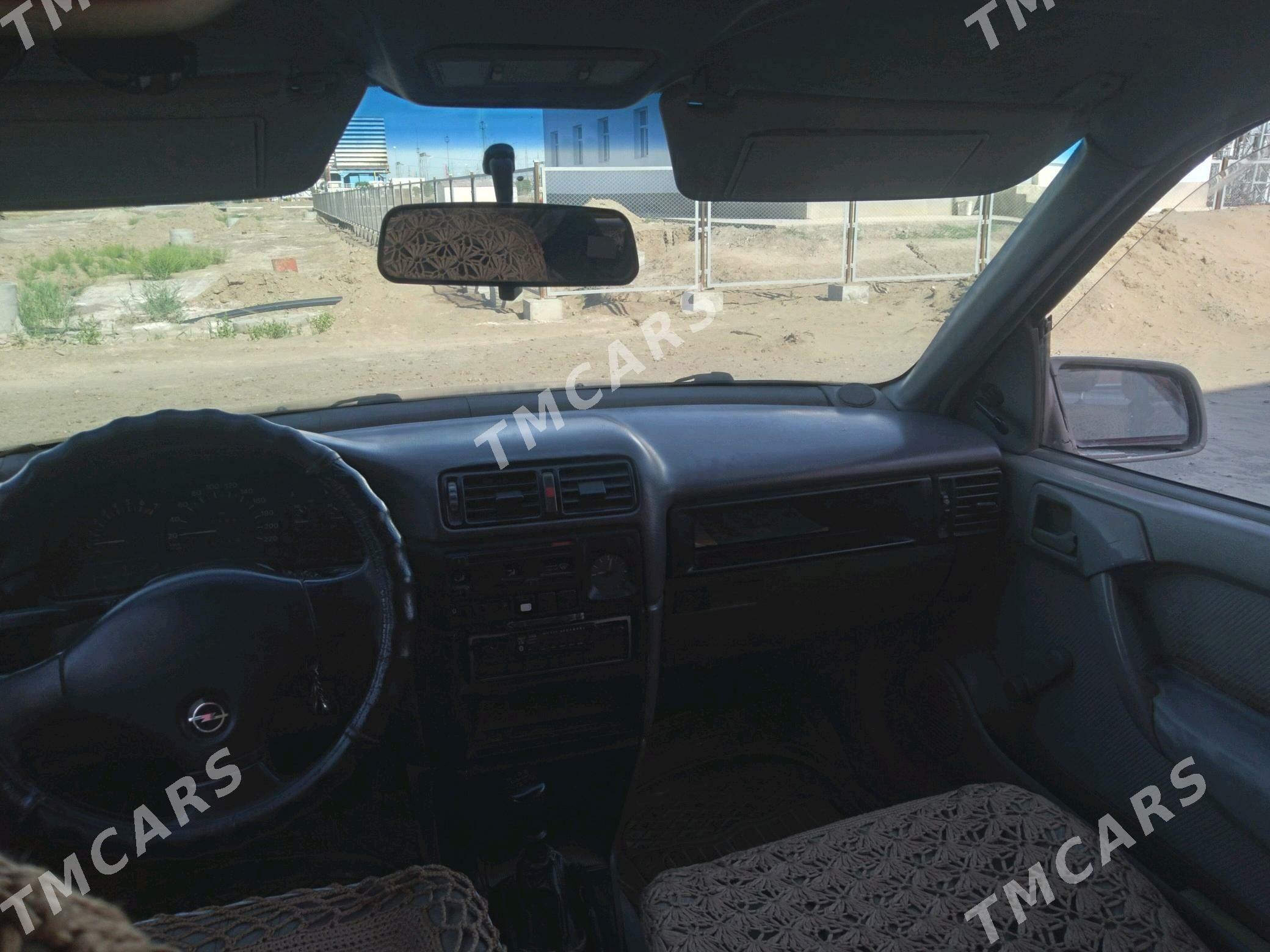 Opel Vectra 1990 - 33 000 TMT - Акдепе - img 2