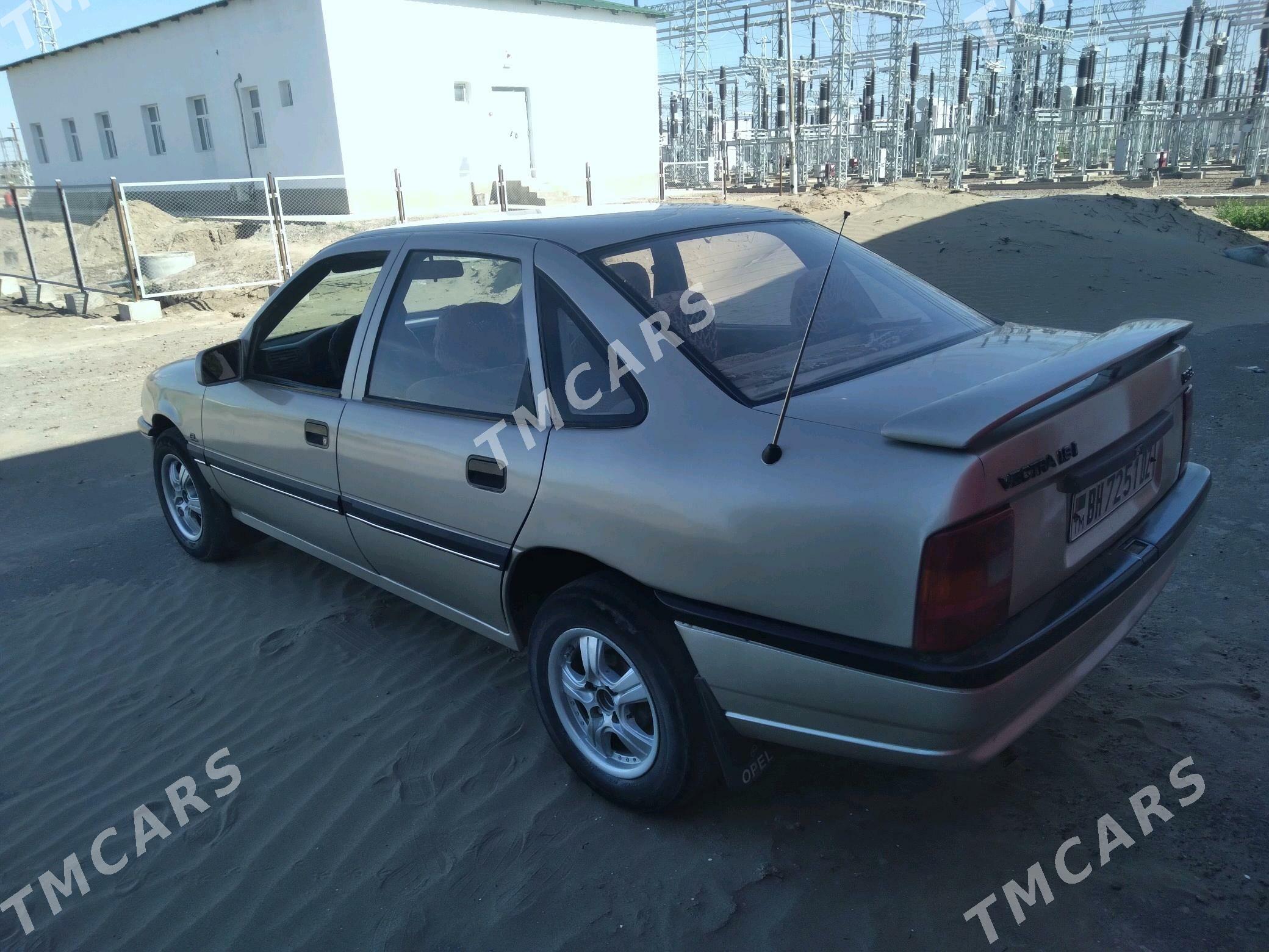 Opel Vectra 1990 - 33 000 TMT - Акдепе - img 4