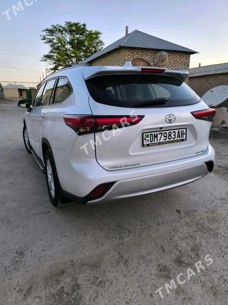 Toyota Highlander 2022 - 600 000 TMT - Babadaýhan - img 10