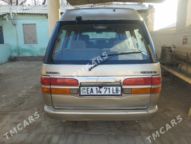 Toyota Town Ace 1992 - 55 000 TMT - Керки - img 5