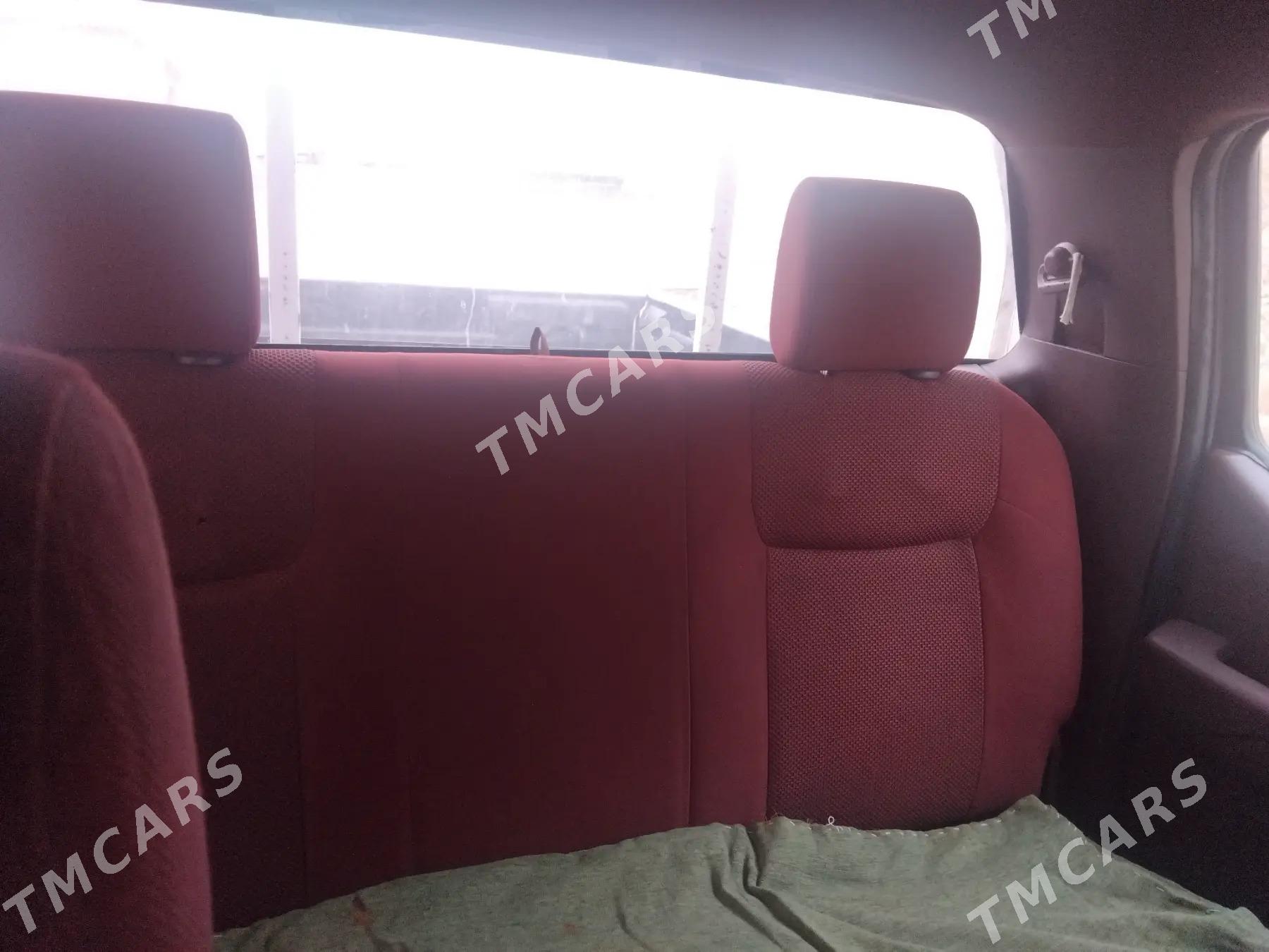 Nissan Navara 2014 - 145 000 TMT - Balkanabat - img 2