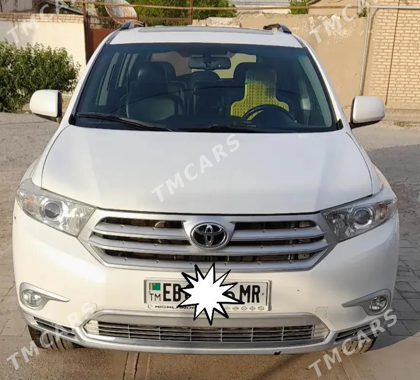 Toyota Highlander 2011 - 315 000 TMT - Ёлётен - img 2