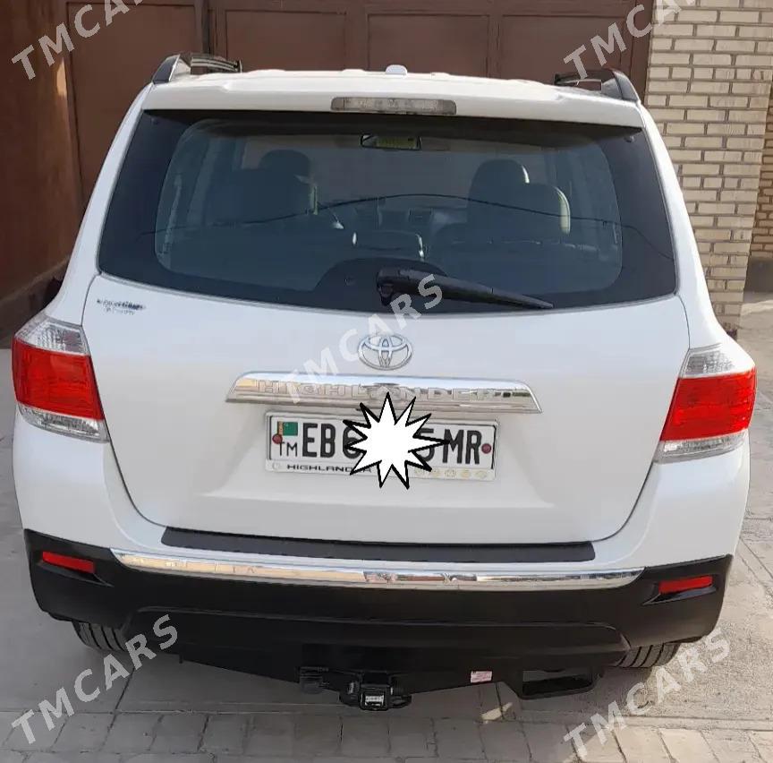 Toyota Highlander 2011 - 315 000 TMT - Ёлётен - img 3