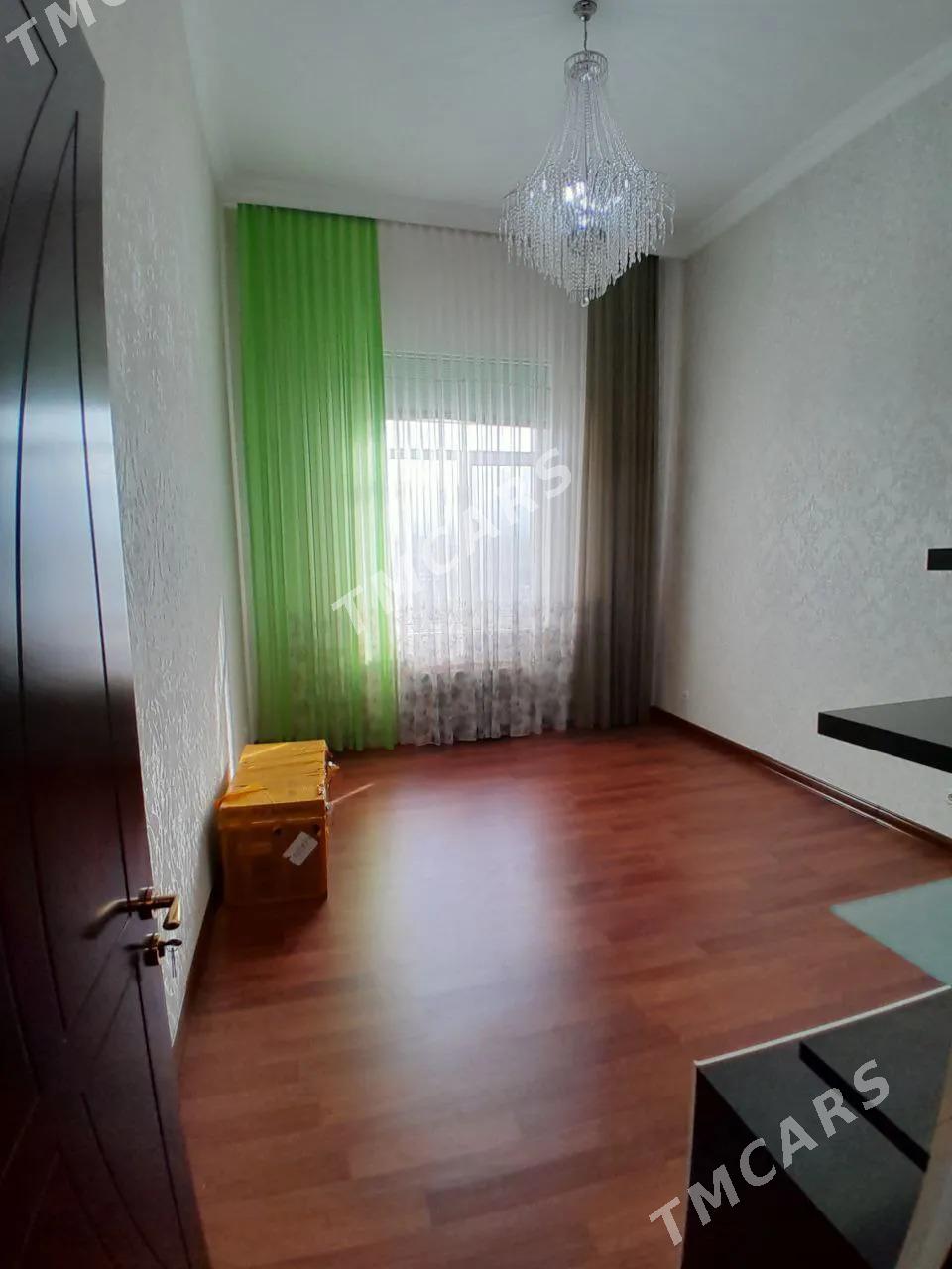 4 ком Элитка Ата Турка 185 кв² - Улица Ататурка - img 7