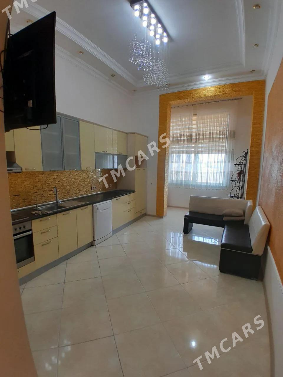 4 ком Элитка Ата Турка 185 кв² - Улица Ататурка - img 4