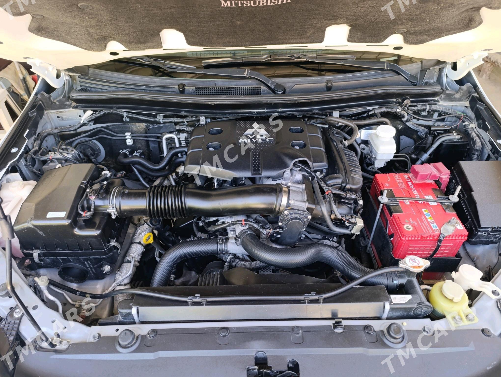 Mitsubishi Montero Sport 2016 - 299 000 TMT - Aşgabat - img 7