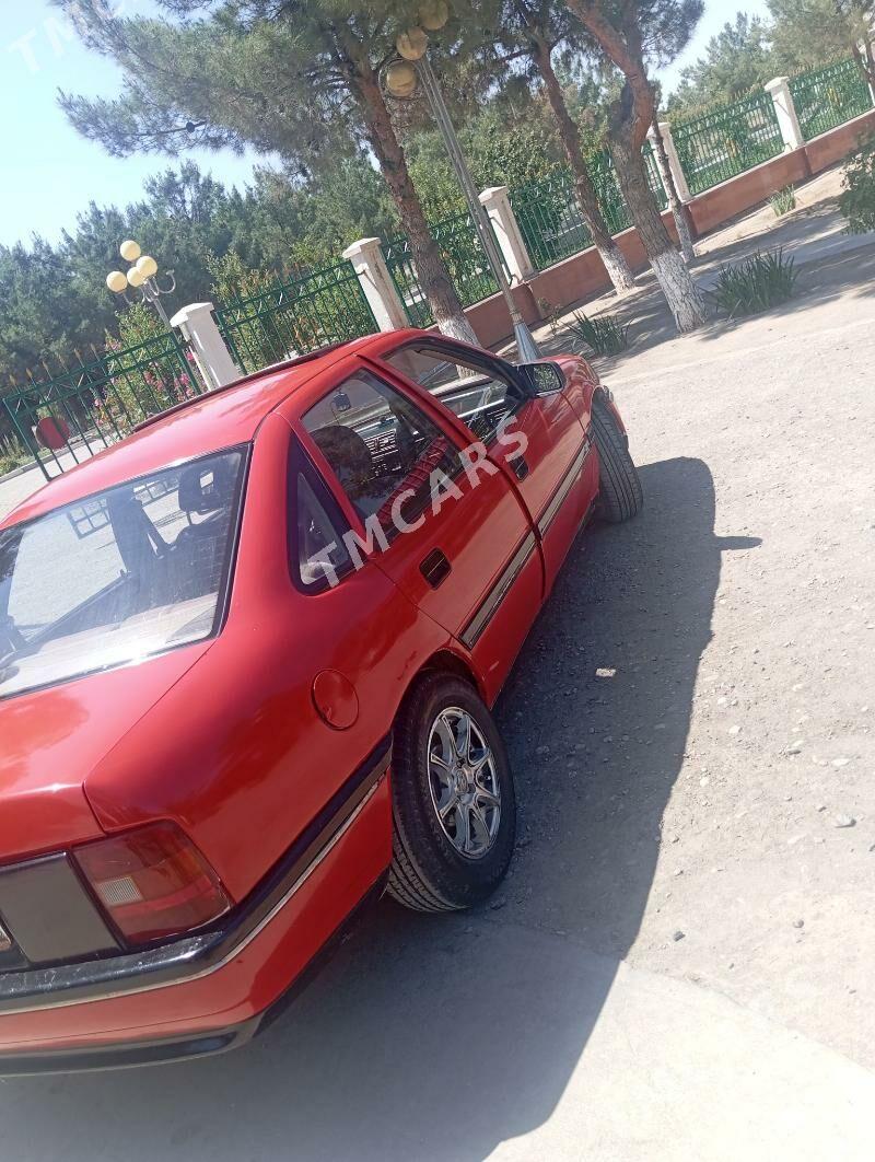 Opel Vectra 1989 - 24 000 TMT - Дянев - img 2
