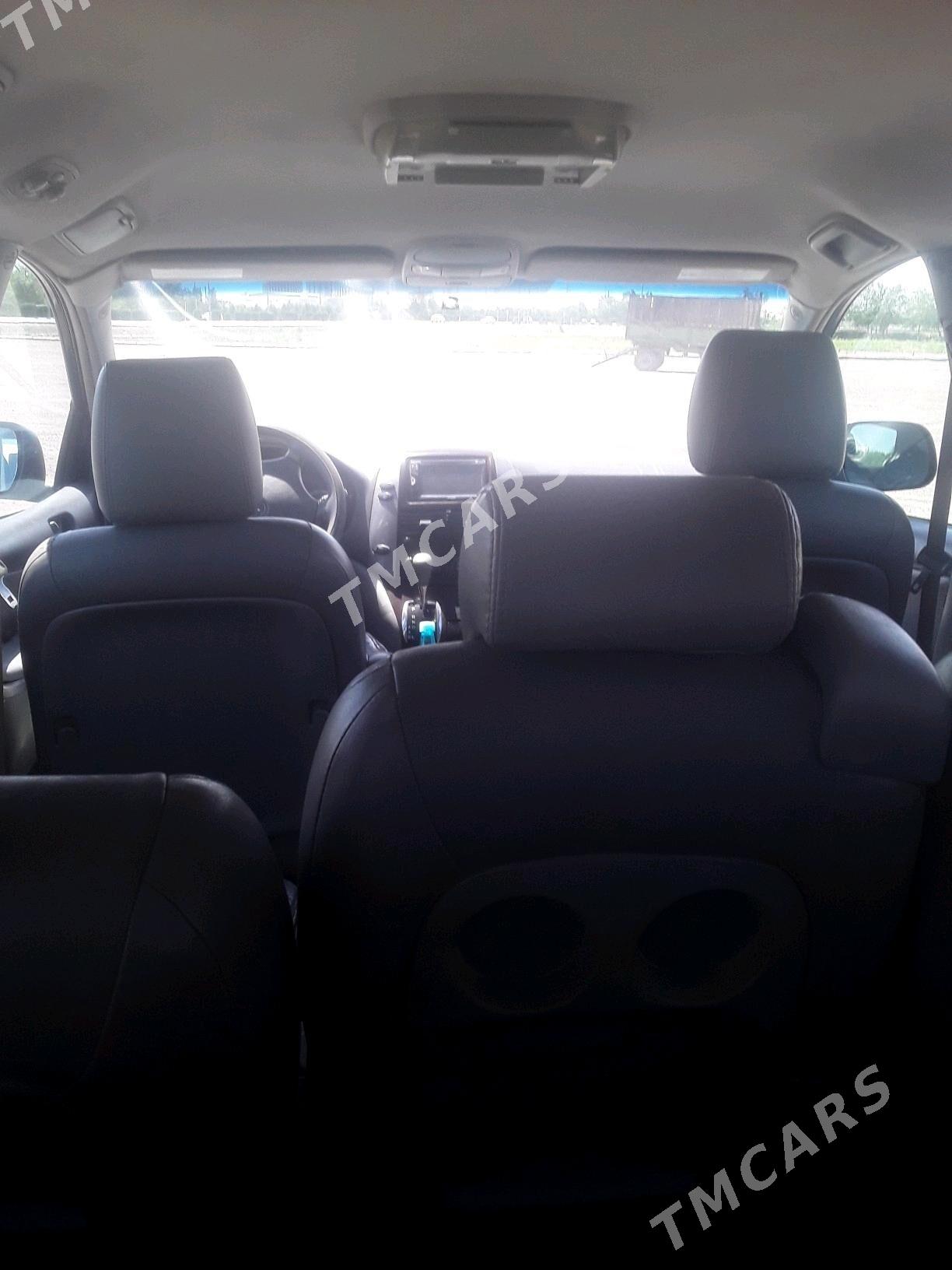 Toyota Sienna 2009 - 180 000 TMT - Boldumsaz - img 2