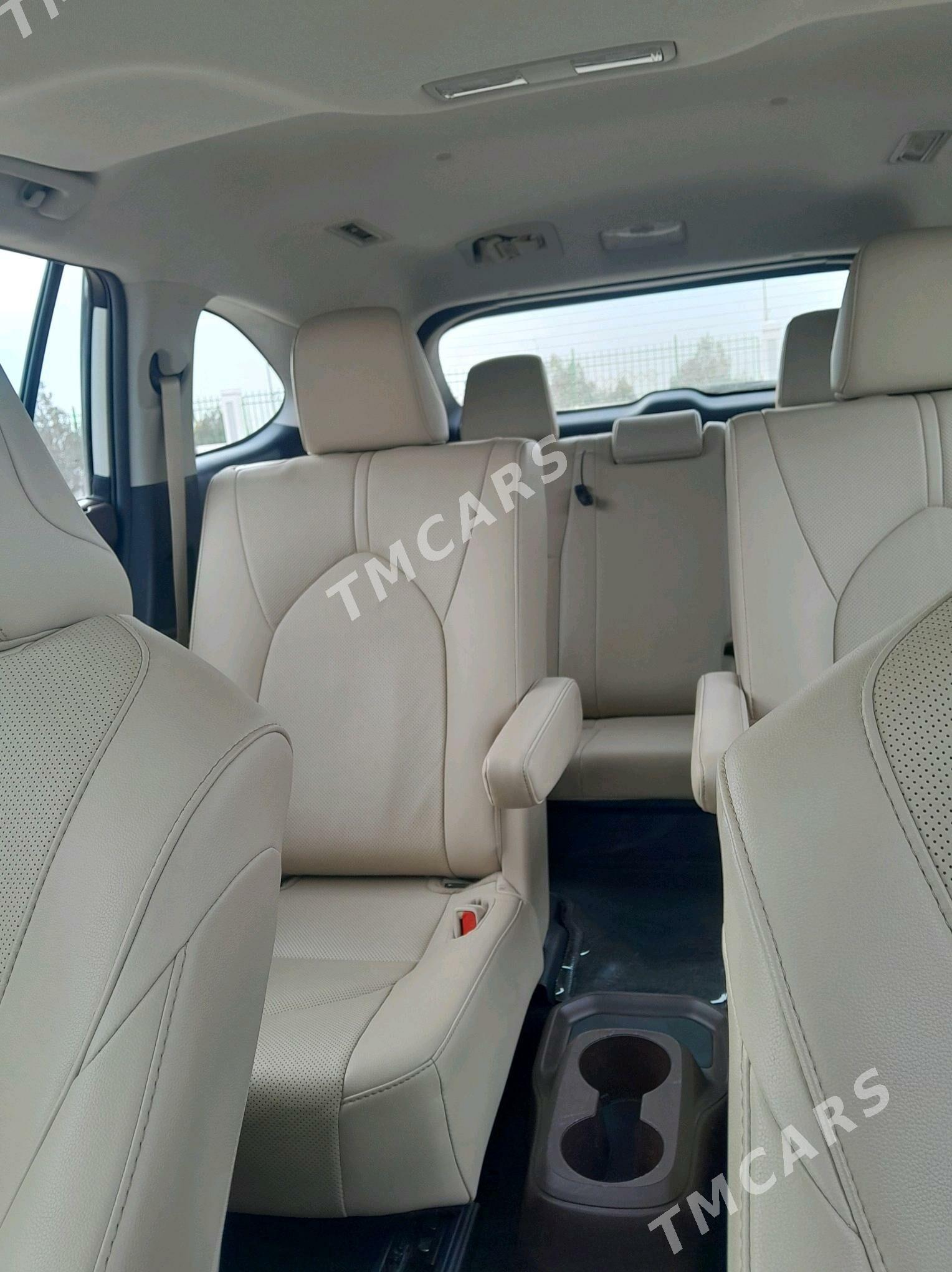 Toyota Highlander 2021 - 620 000 TMT - Daşoguz - img 7