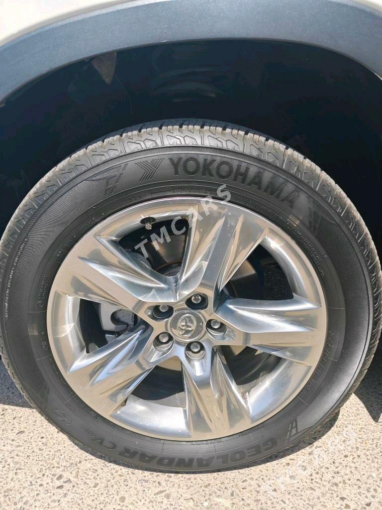 Toyota Highlander 2015 - 385 000 TMT - Ашхабад - img 5