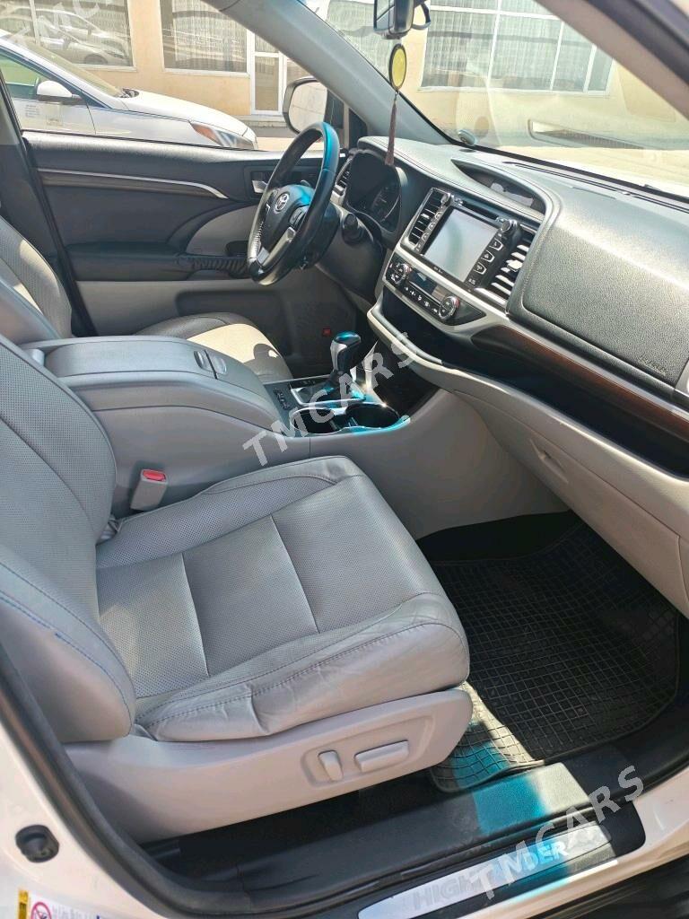 Toyota Highlander 2015 - 385 000 TMT - Ашхабад - img 8