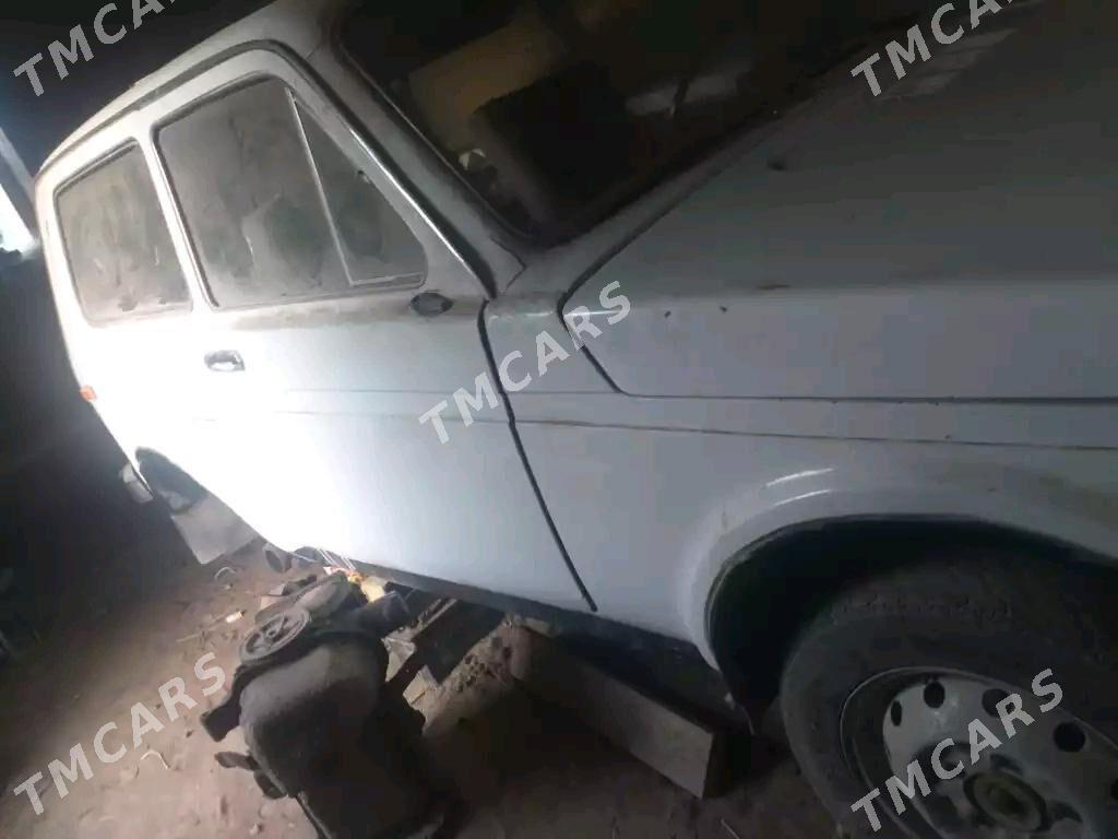 Lada Niva 1985 - 20 000 TMT - Кёнеургенч - img 5
