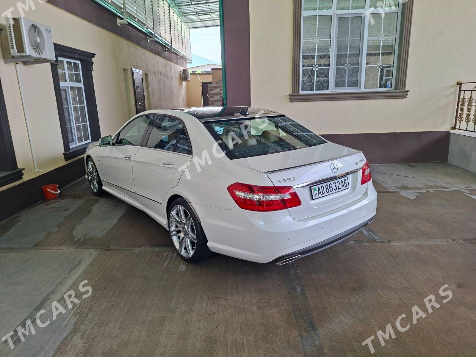 Mercedes-Benz E350 2013 - 500 000 TMT - Чоганлы - img 2