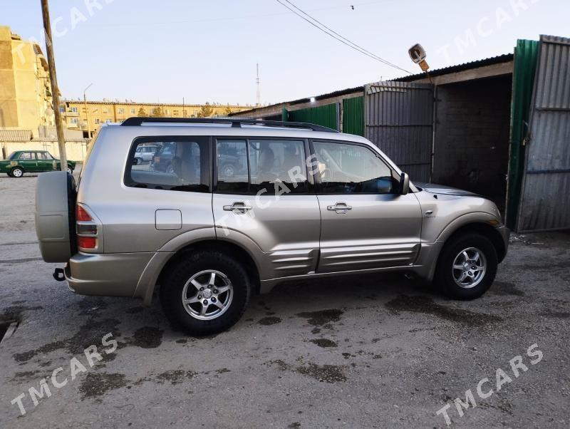 Mitsubishi Montero 2002 - 130 000 TMT - Balkanabat - img 4