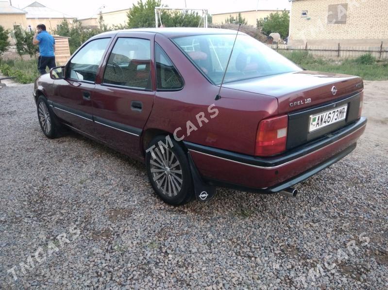 Opel Vectra 1991 - 40 000 TMT - Mary - img 9