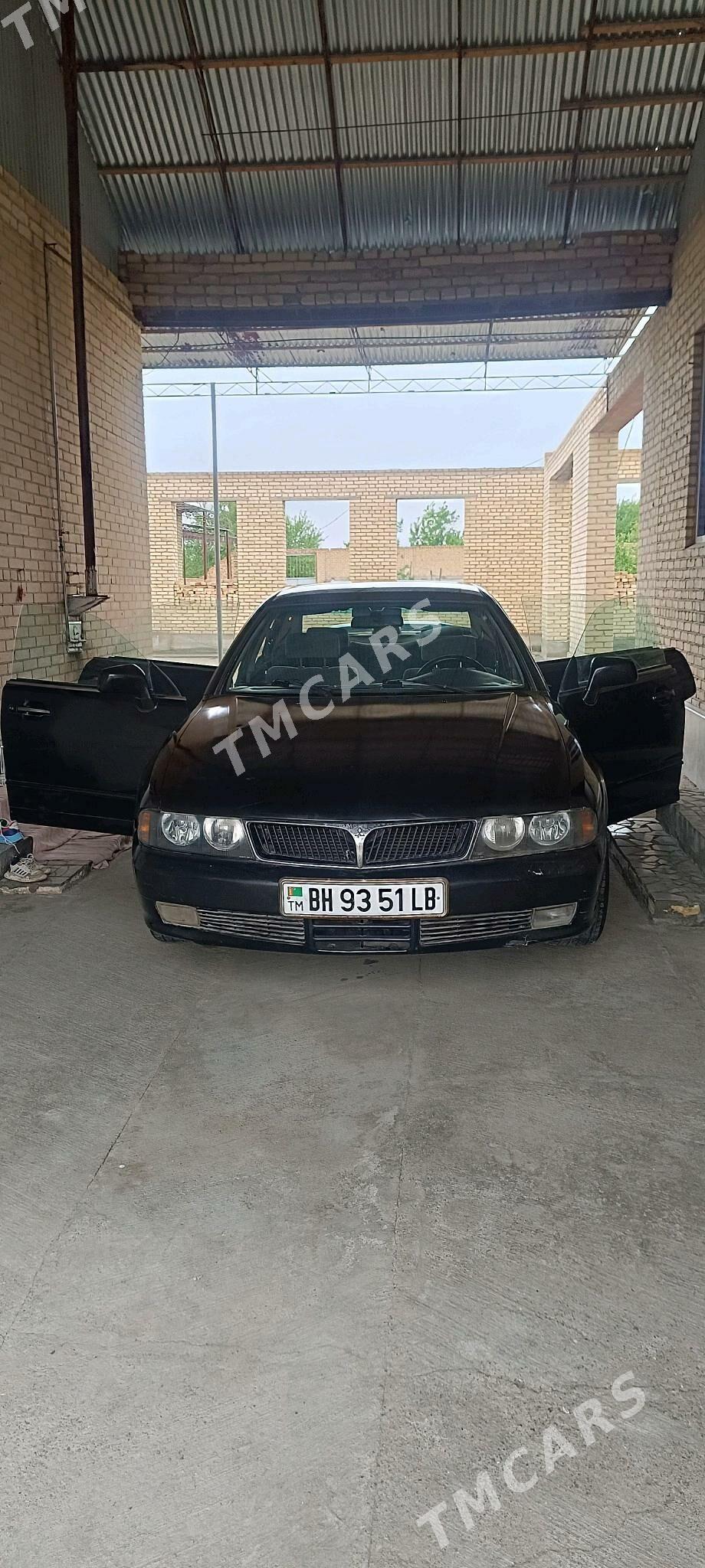 Mitsubishi Diamante 1996 - 30 000 TMT - Фарап - img 6