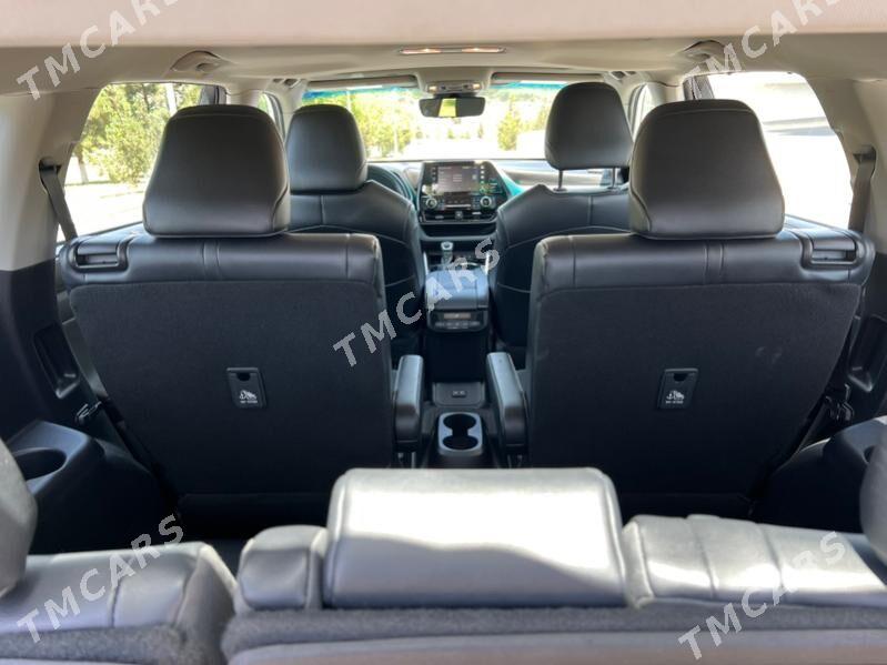 Toyota Highlander 2022 - 710 000 TMT - Aşgabat - img 3