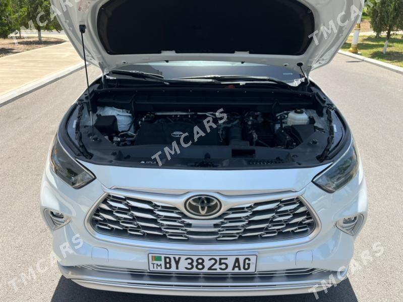 Toyota Highlander 2022 - 710 000 TMT - Aşgabat - img 5