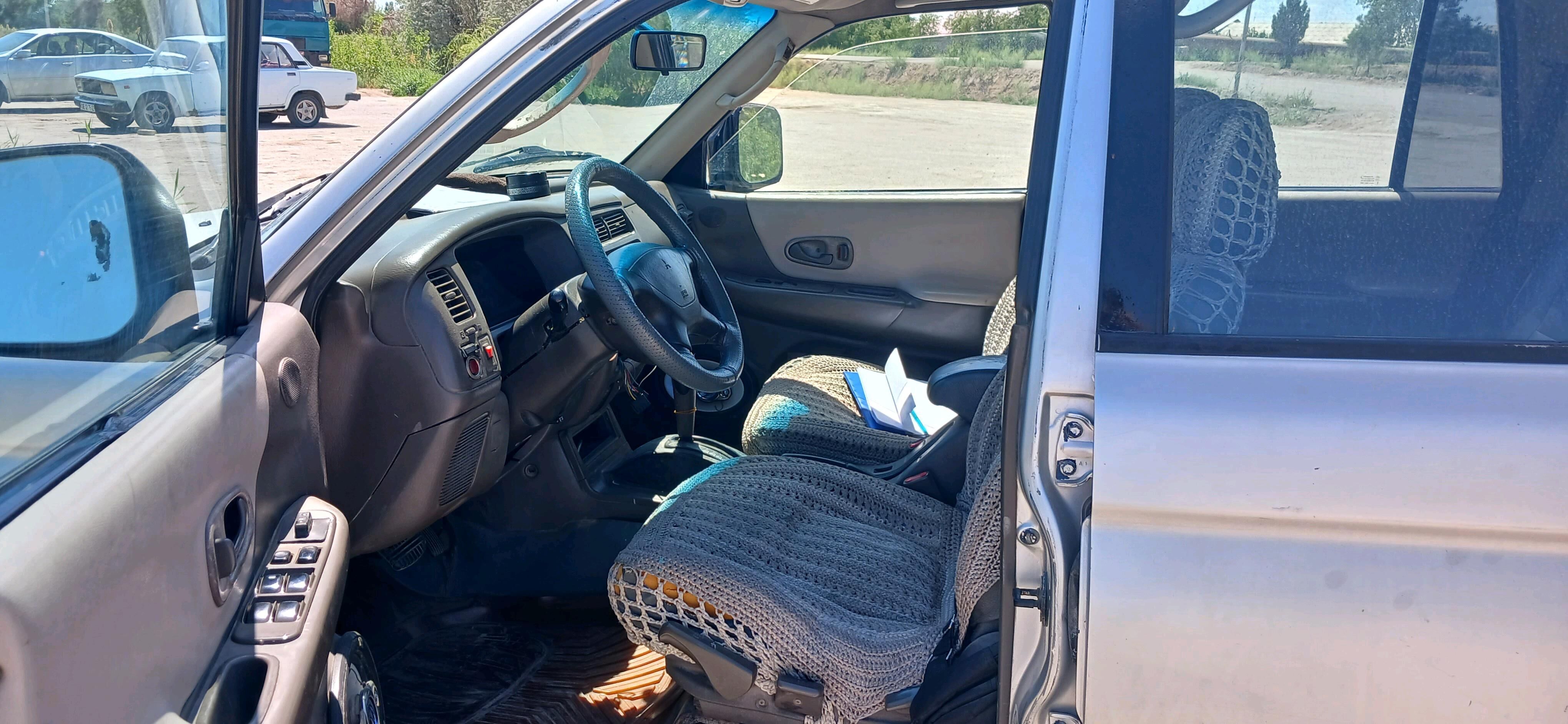 Mitsubishi Montero Sport 1999 - 70 000 TMT - Дашогуз - img 3