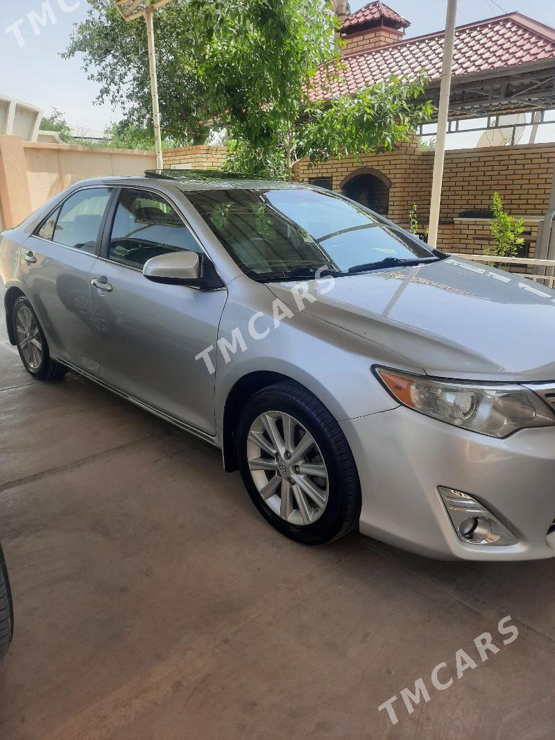 Toyota Camry 2013 - 240 000 TMT - Balkanabat - img 4