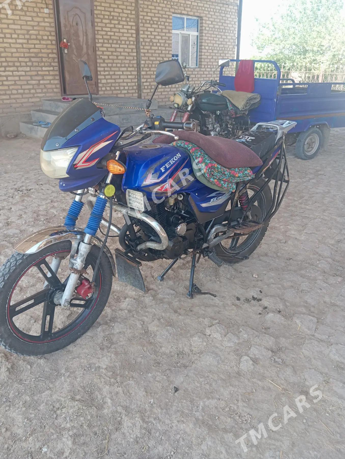 Fekon FK200-14G 2015 - 15 000 TMT - Теджен - img 2