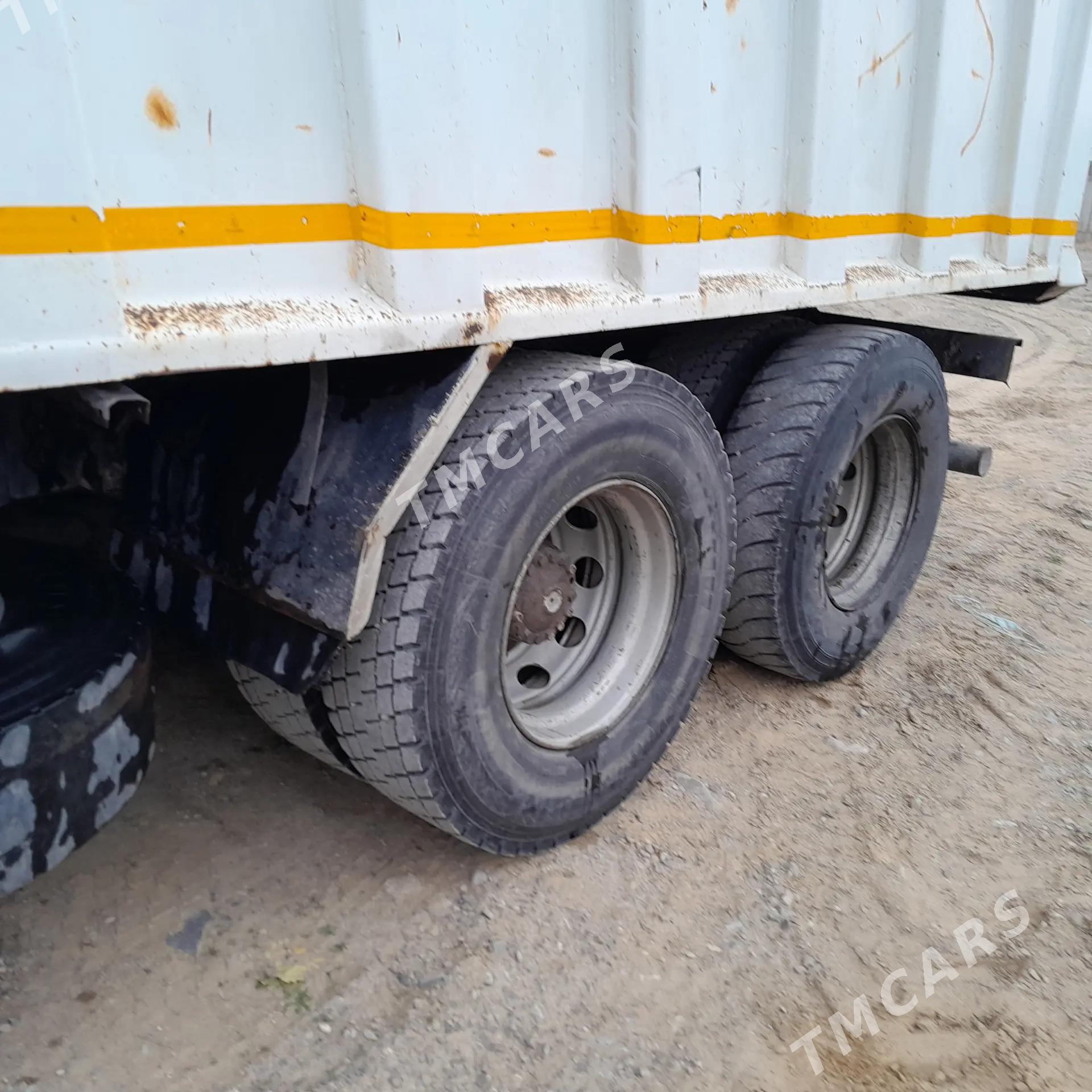 Ford Cargo 3535D 2010 - 440 000 TMT - Aşgabat - img 3