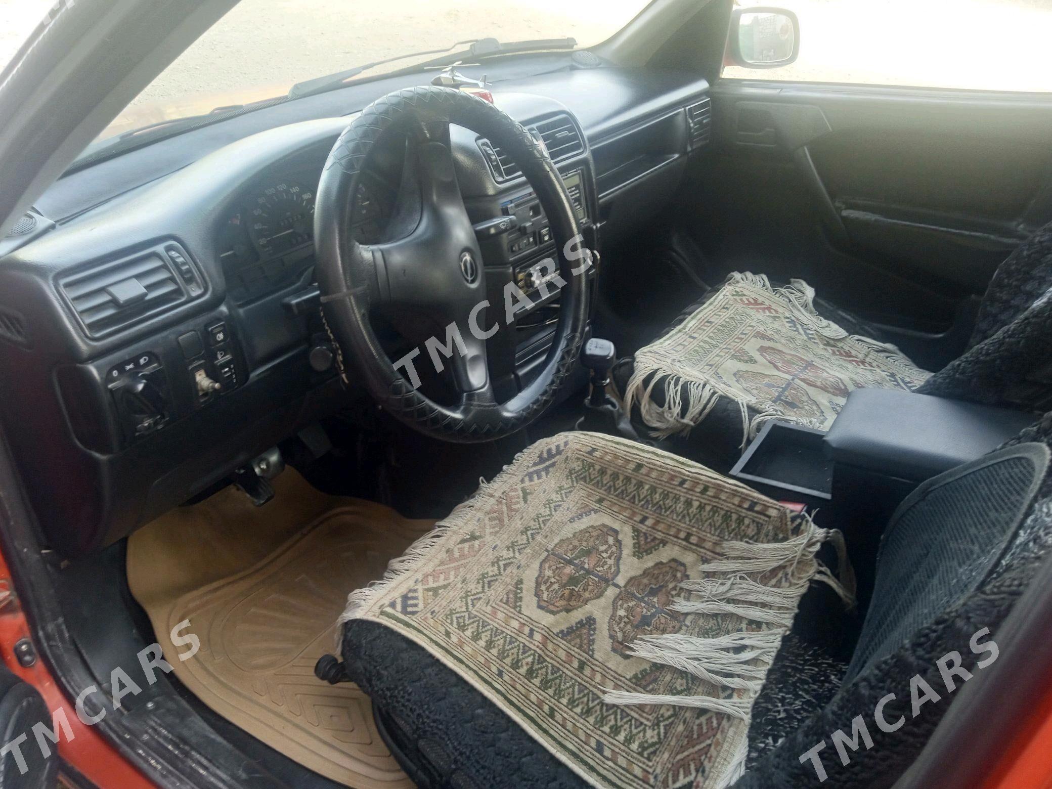 Opel Vectra 1993 - 45 000 TMT - Балканабат - img 3