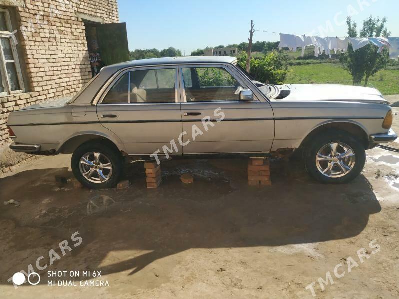 Mercedes-Benz E280 1995 - 20 000 TMT - Байрамали - img 2