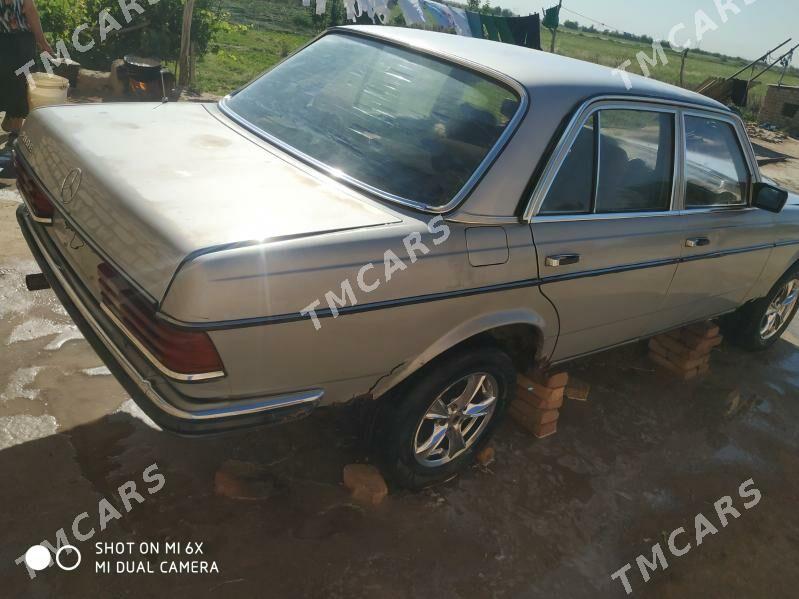 Mercedes-Benz E280 1995 - 20 000 TMT - Байрамали - img 6