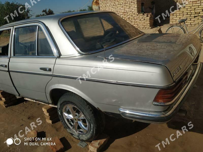 Mercedes-Benz E280 1995 - 20 000 TMT - Байрамали - img 4