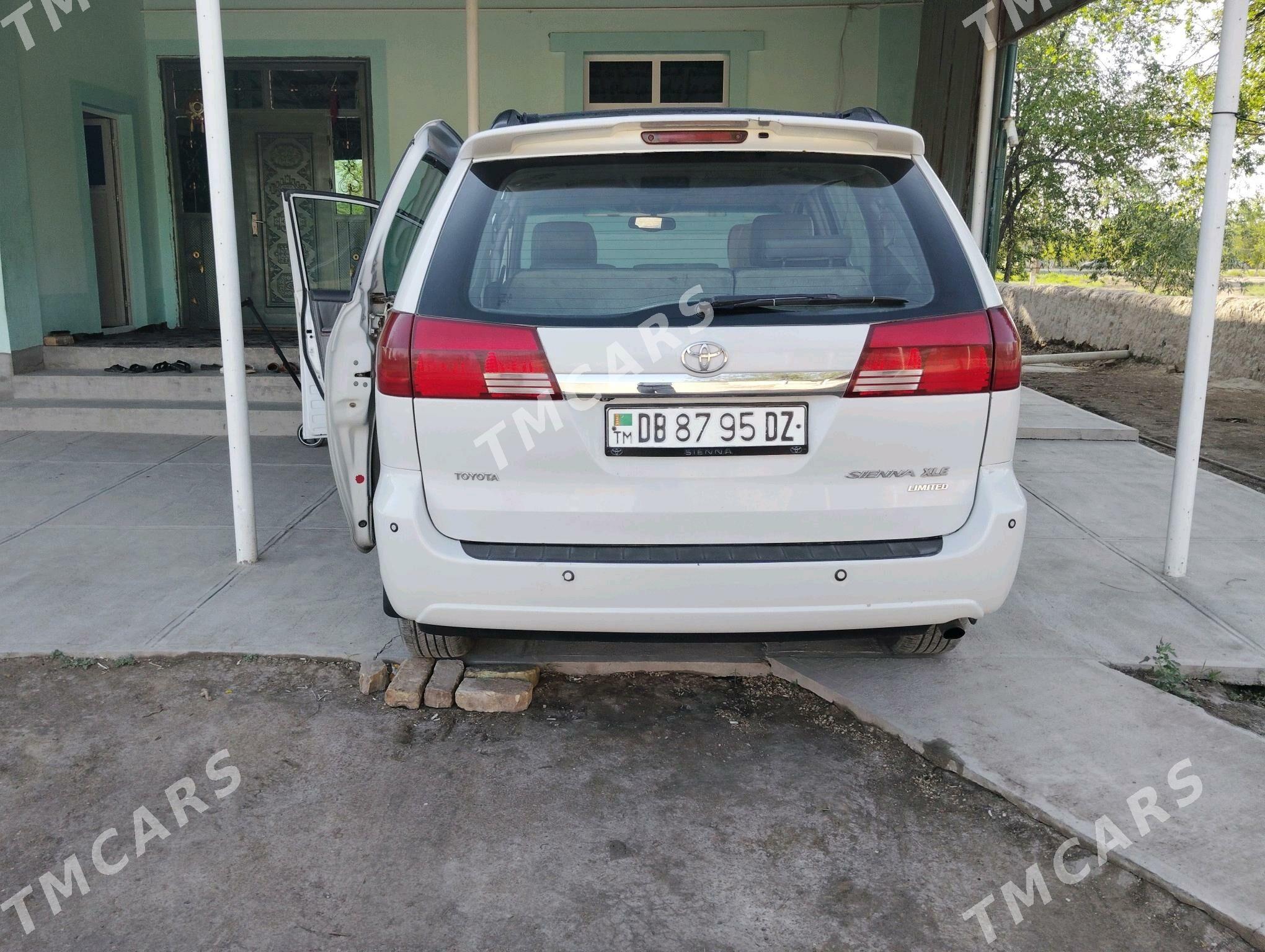 Toyota Sienna 2005 - 200 000 TMT - Türkmenbaşy etr. - img 10