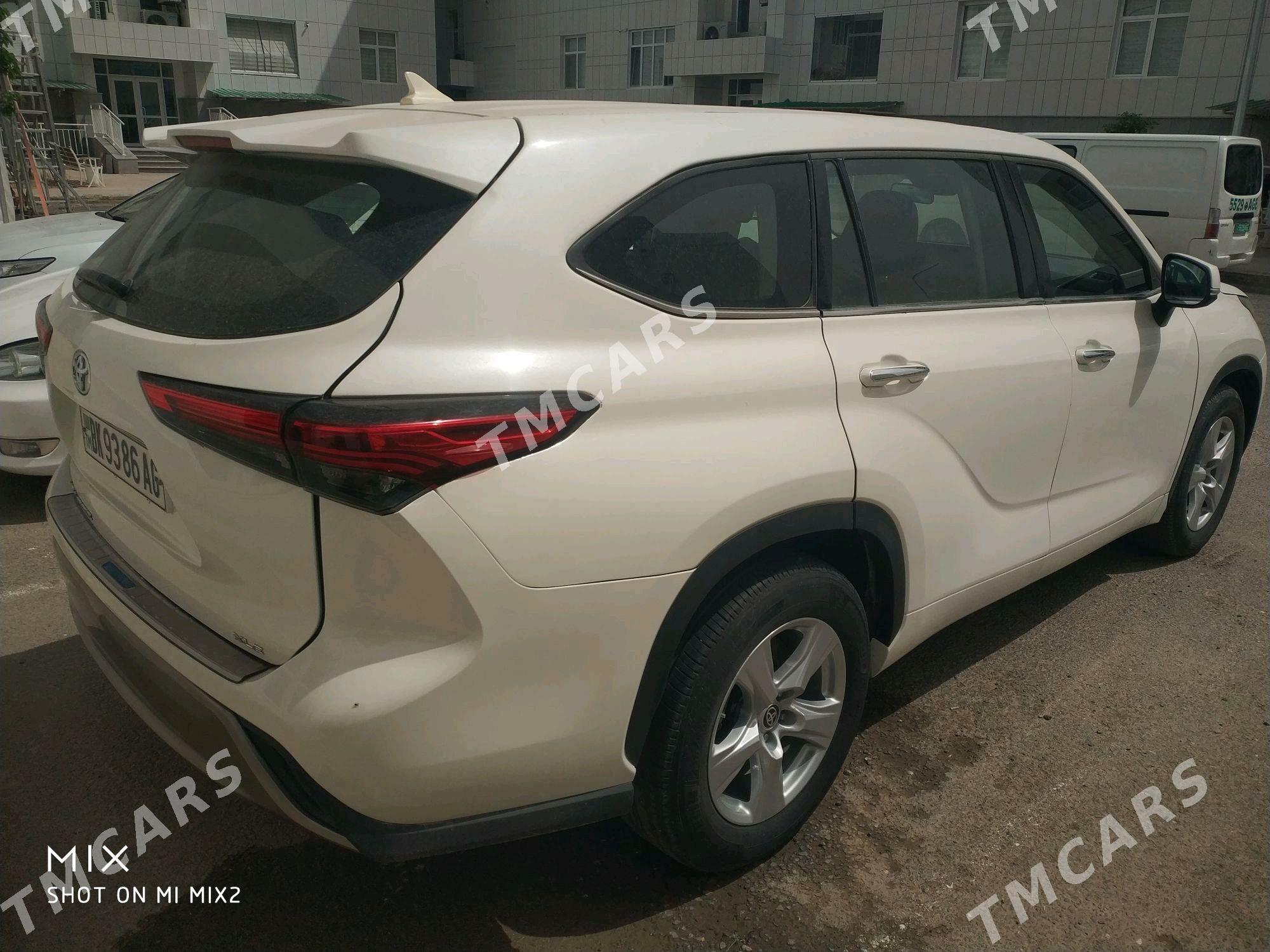 Toyota Highlander 2022 - 750 000 TMT - Bäherden - img 4