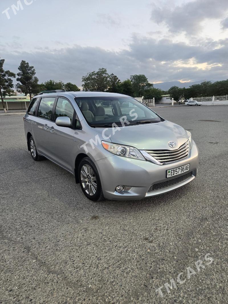 Toyota Sienna 2017 - 350 000 TMT - Ашхабад - img 3