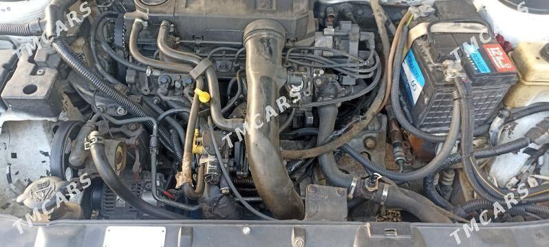 Peugeot 405 2003 - 50 000 TMT - Херрикгала - img 3