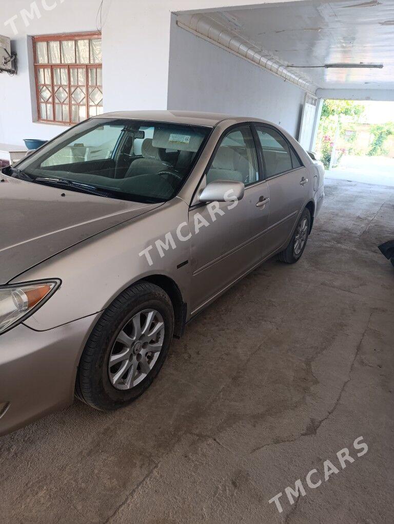 Toyota Camry 2002 - 135 000 TMT - Саят - img 4