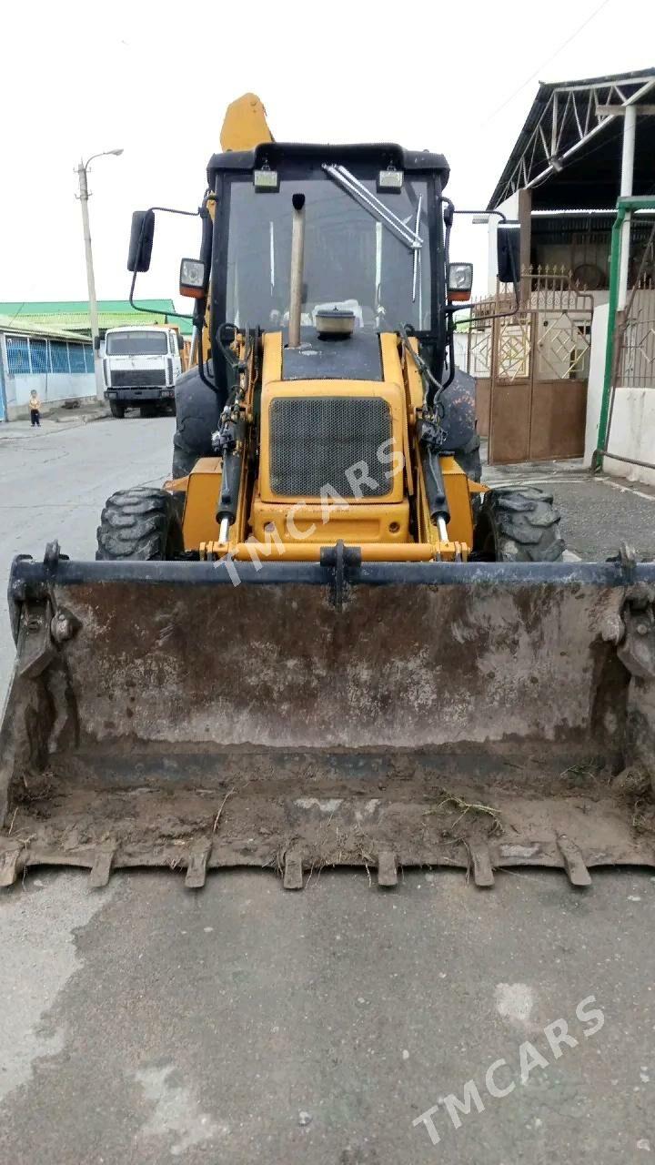 JCB 4CX ECO 2003 - 200 000 TMT - Херрикгала - img 5