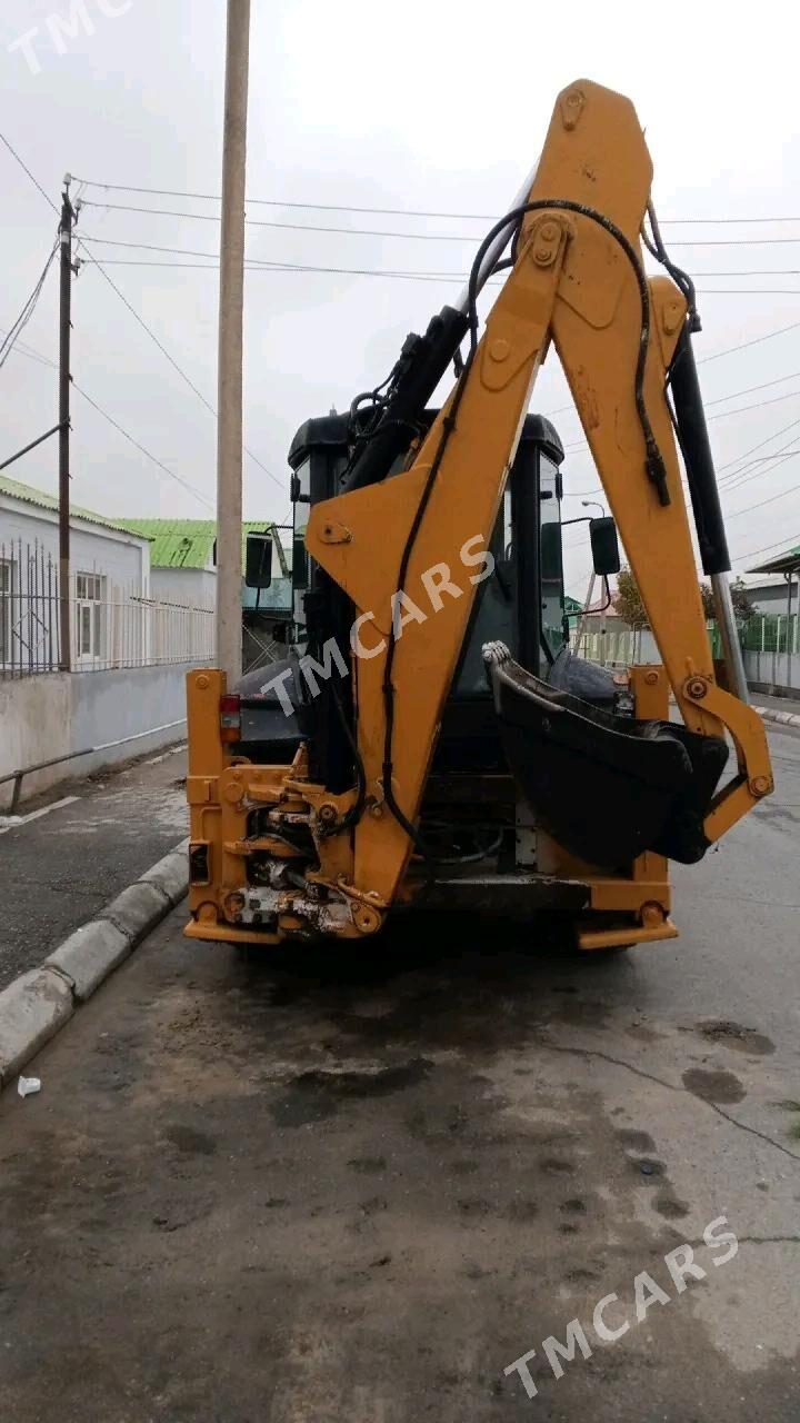 JCB 4CX ECO 2003 - 200 000 TMT - Херрикгала - img 2