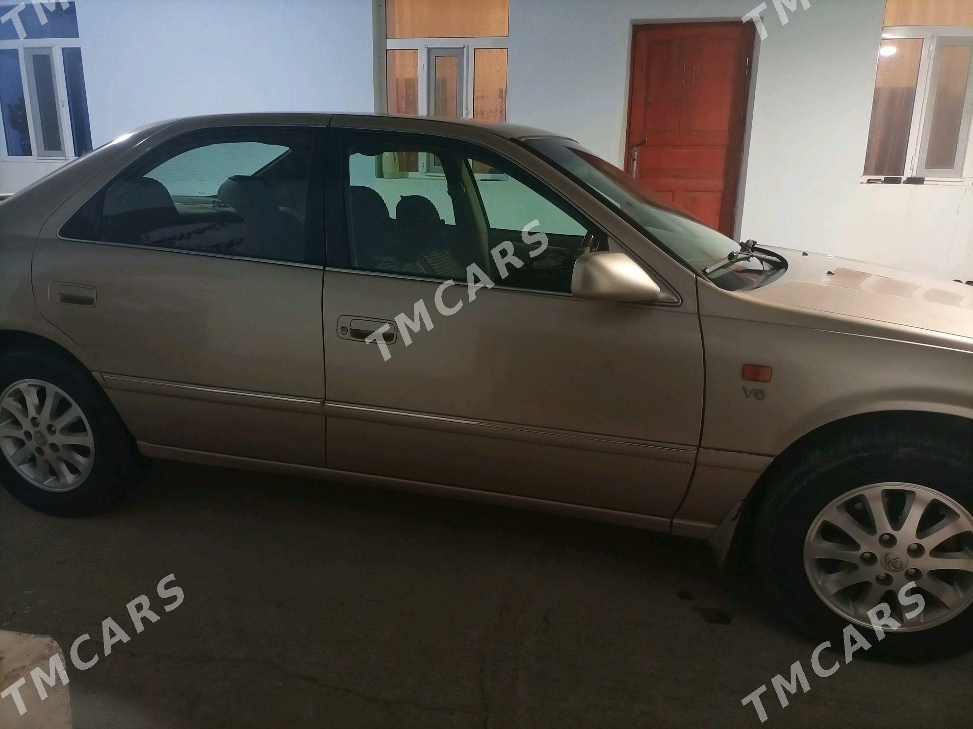 Toyota Camry 2000 - 130 000 TMT - Койтендаг - img 3