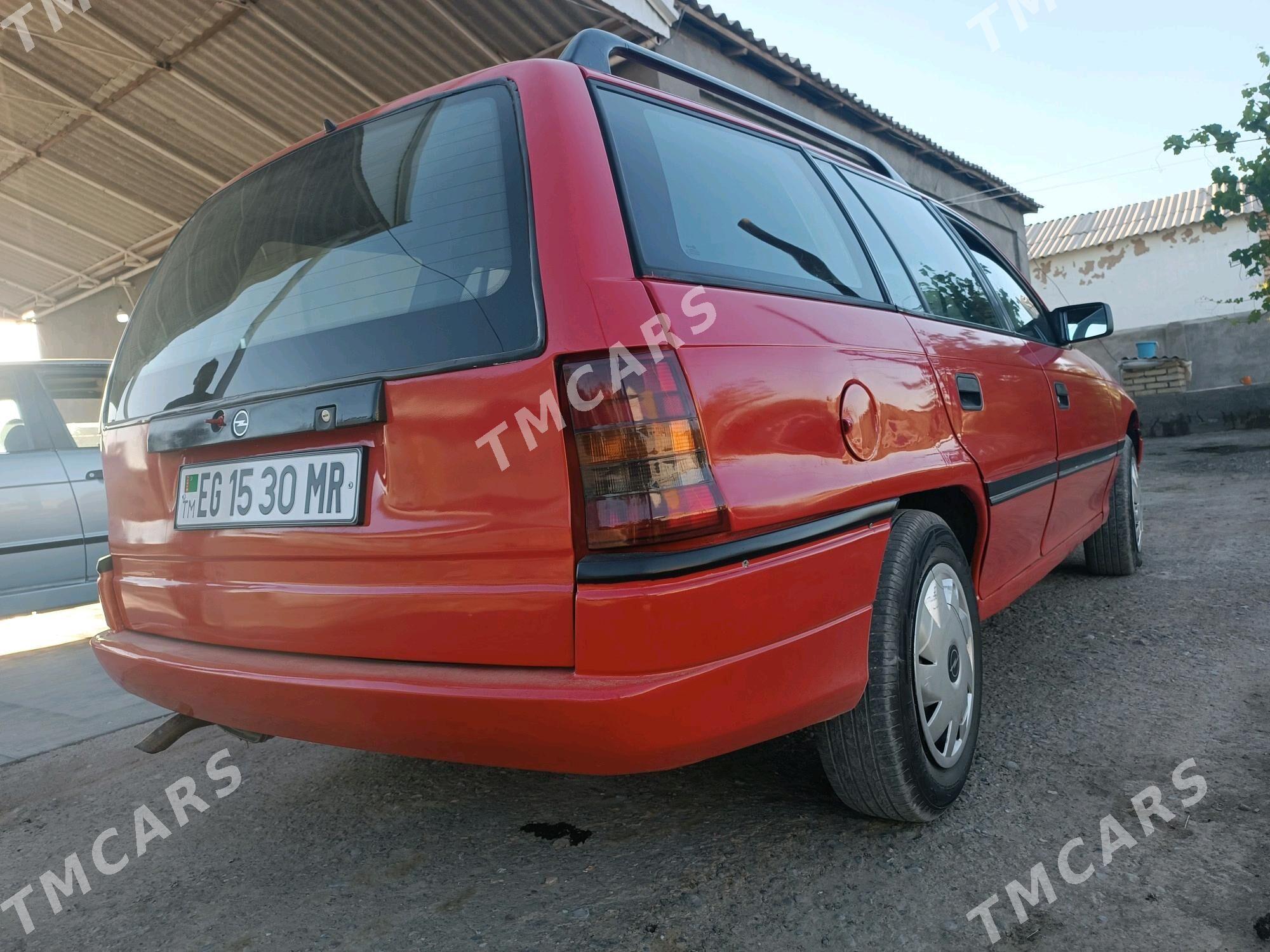 Opel Astra 1992 - 27 000 TMT - Мургап - img 4
